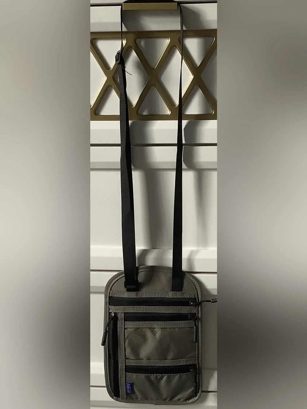 Compact Men's Crossbody Organizer Bag - Unbranded